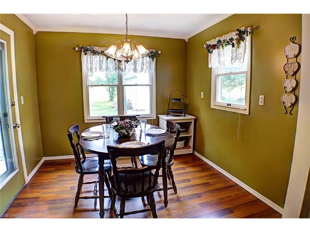 For Sale: 2771 Norma St Cuyahoga Falls, OH 44223
