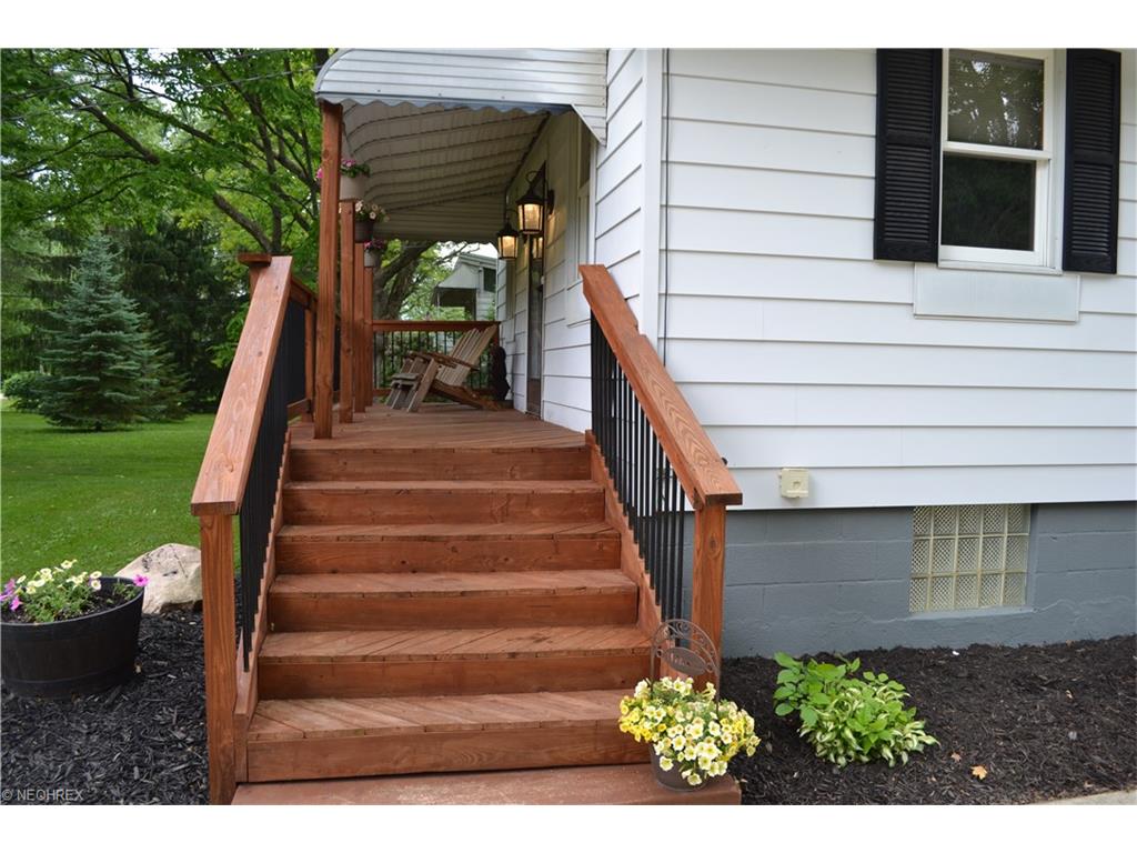 For Sale: 2005 Maplewood Rd Stow, OH 44224