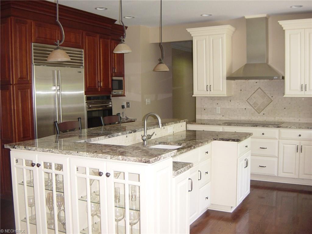 For Sale: 7628 Andover Way Hudson, OH 44236