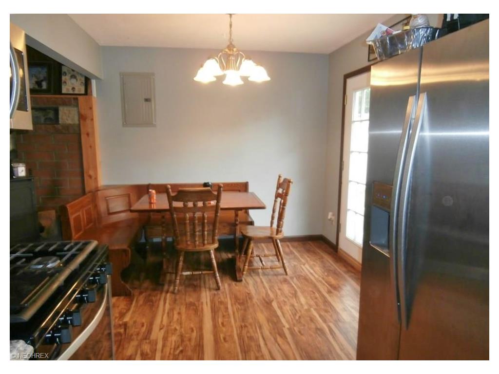 For Sale: 1336 Brookdale Ln Kent, OH 44240