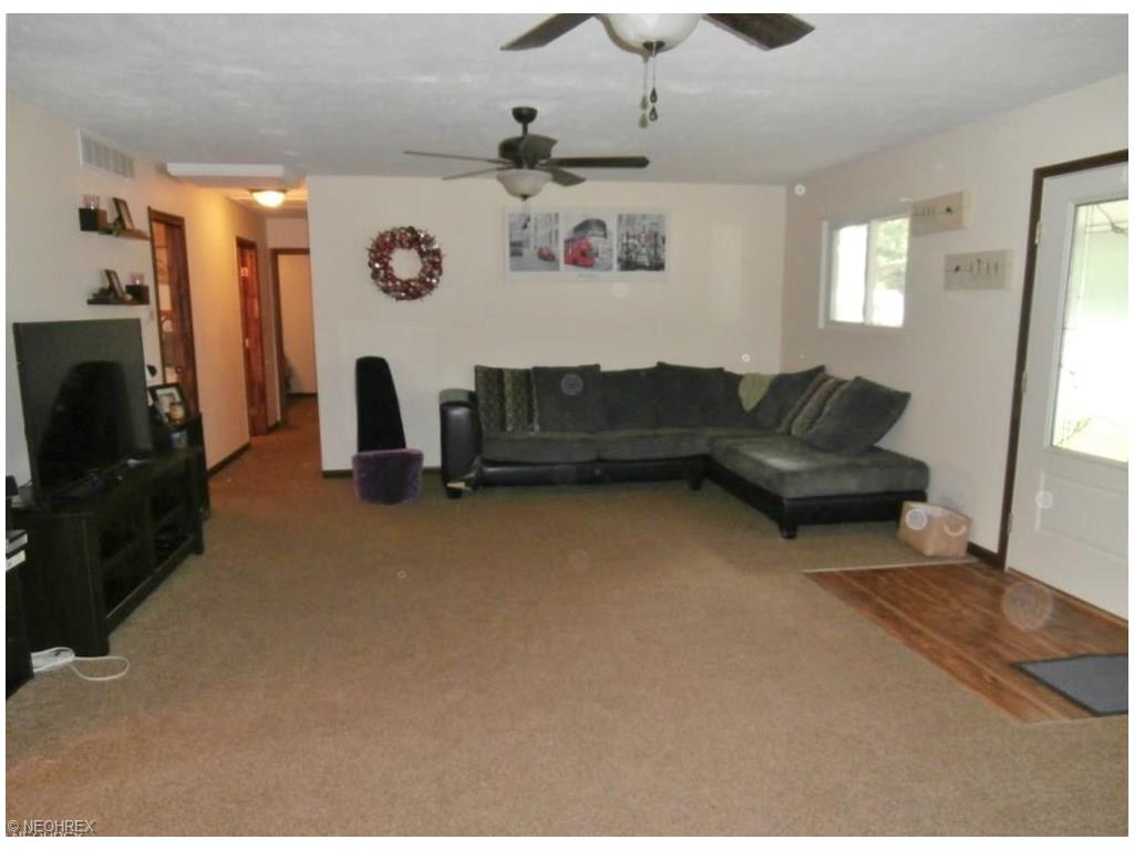 For Sale: 1336 Brookdale Ln Kent, OH 44240