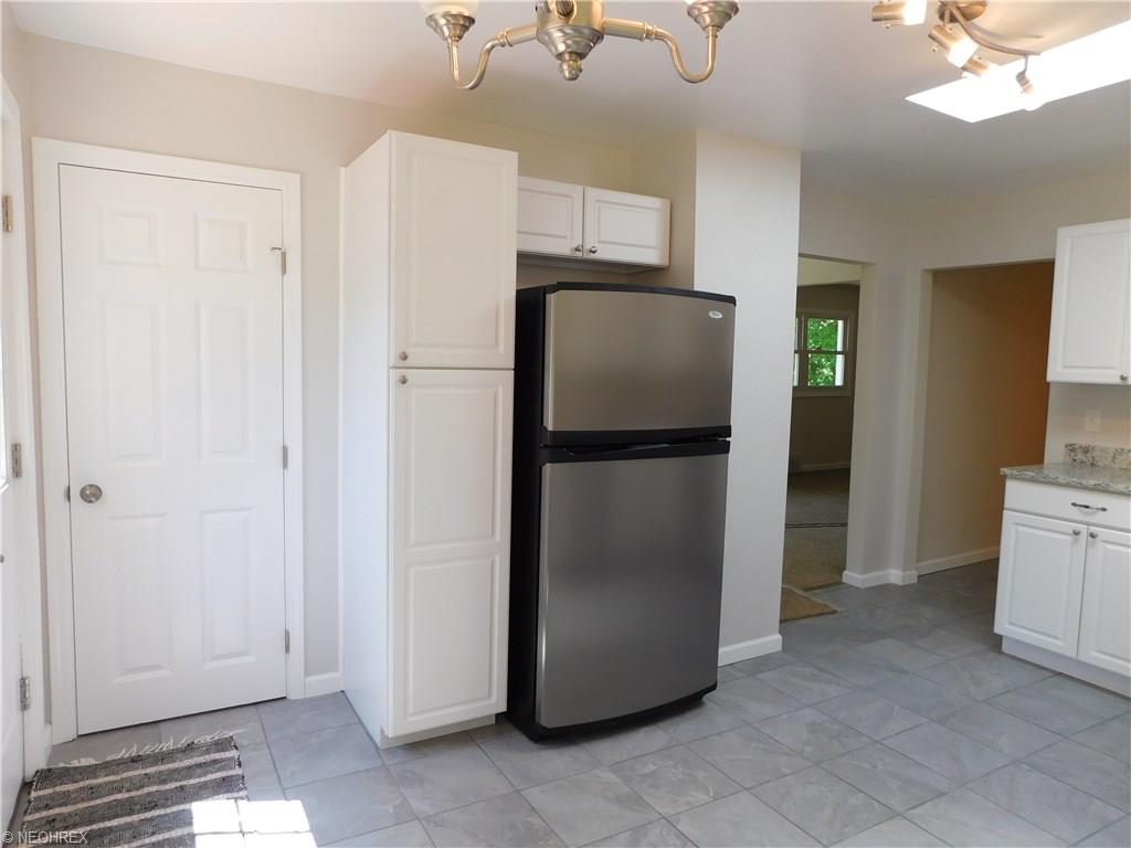 For Sale: 1955 Merrill Rd Kent, OH 44240