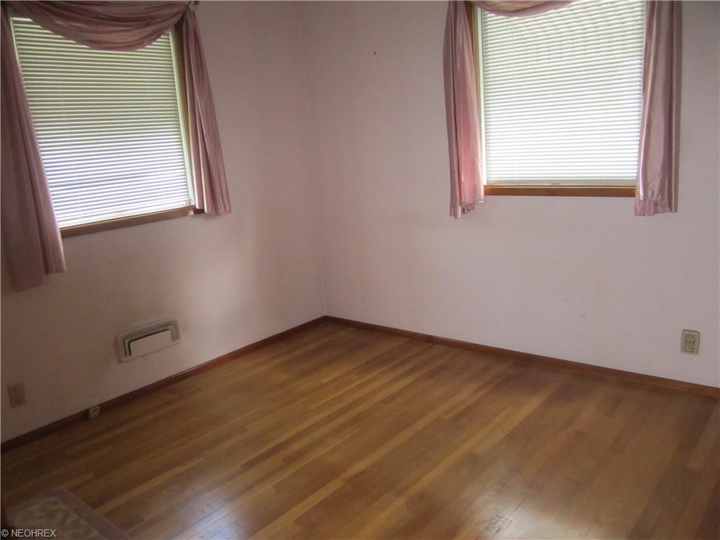 For Sale: 203 Grandview Dr Lodi, OH 44254