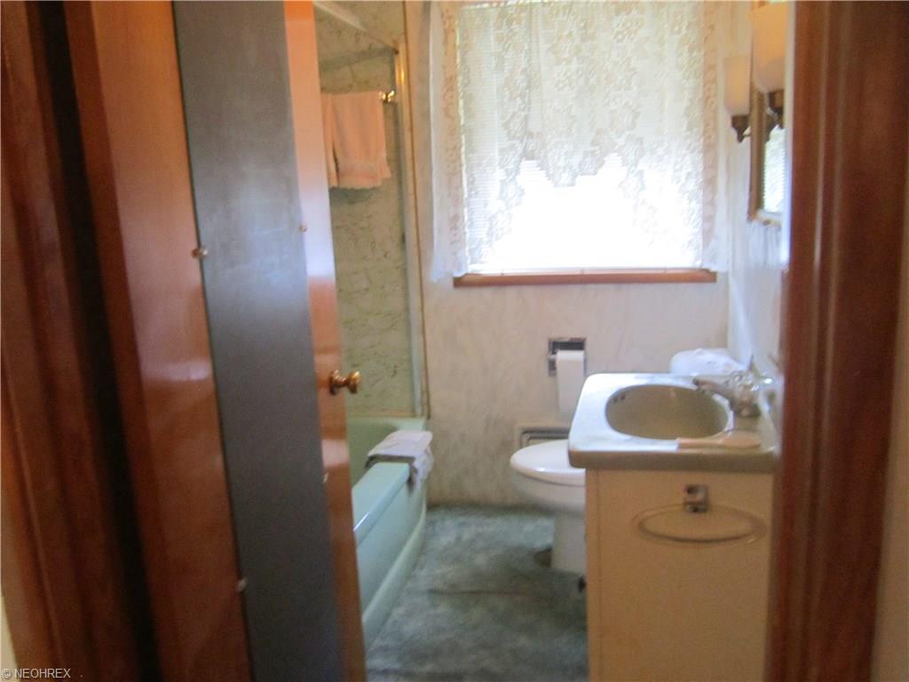 For Sale: 203 Grandview Dr Lodi, OH 44254