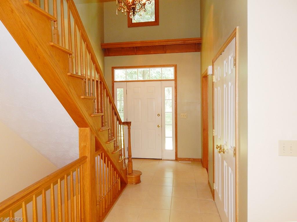 3276 Hardwood Holw