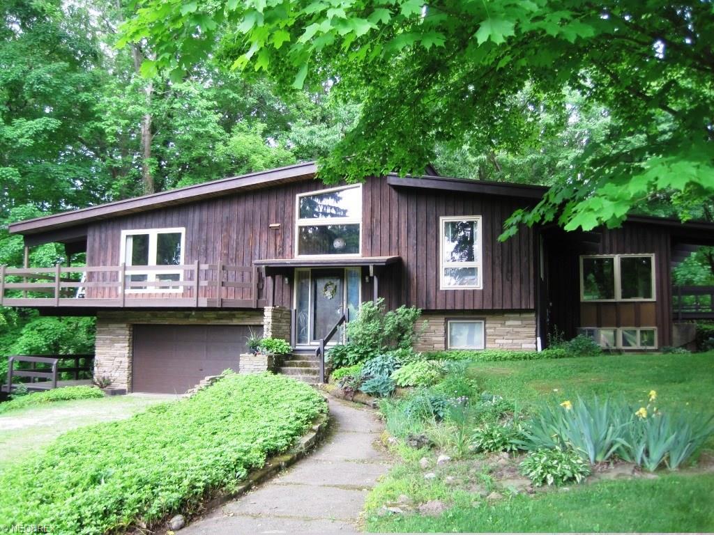 For Sale: 3039 Oak Hill Rd Peninsula, OH 44264
