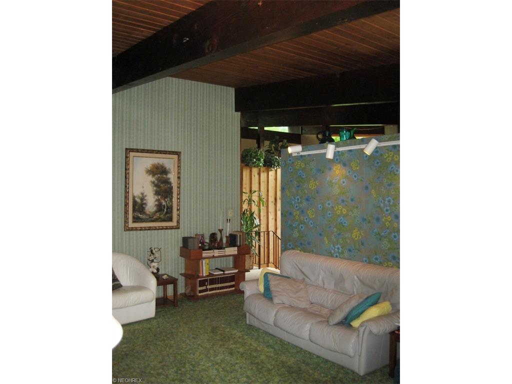 For Sale: 3039 Oak Hill Rd Peninsula, OH 44264