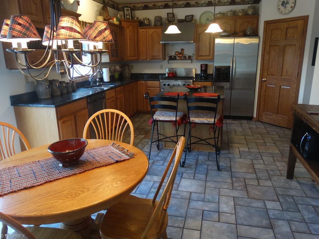 3632 Kalie Cir, Wadsworth OH 44281
