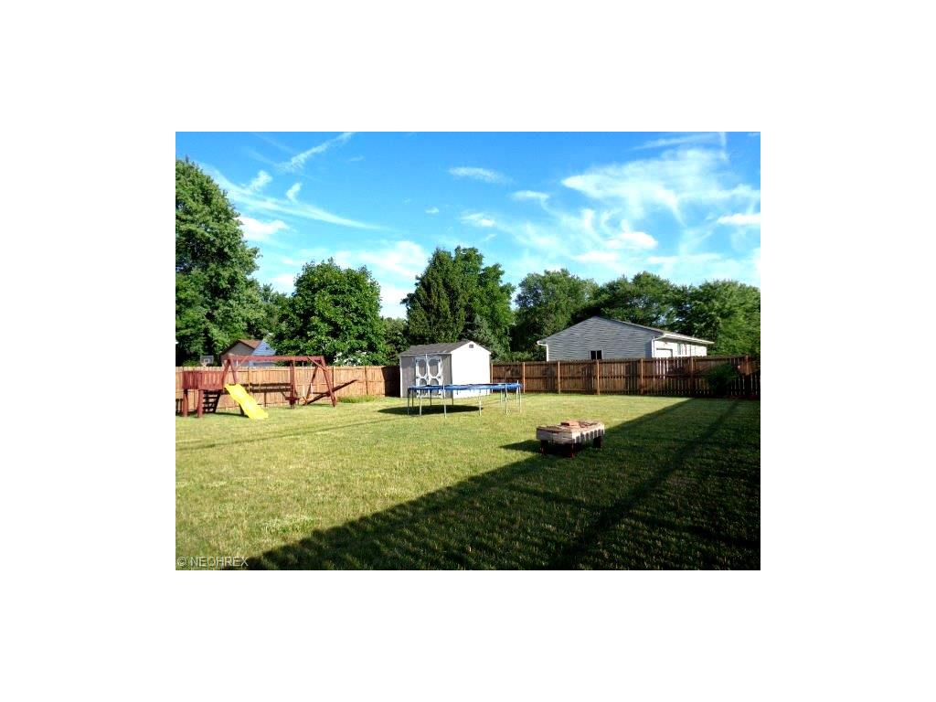 For Sale: 747 Brewer Ave Akron, OH 44305