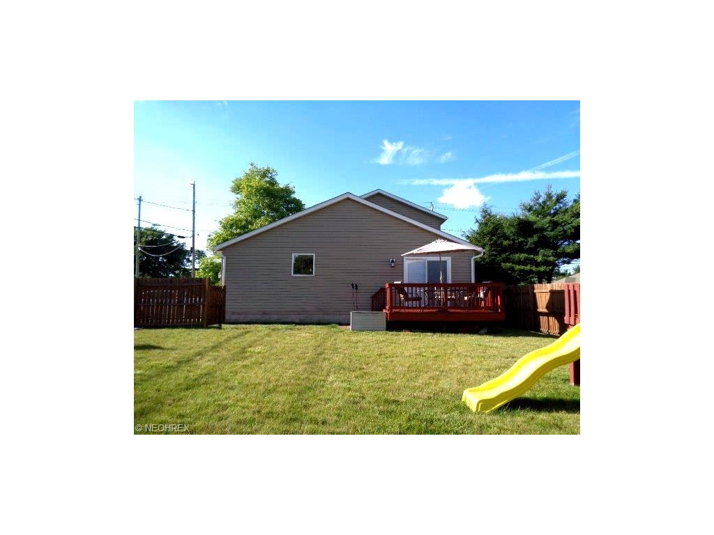 For Sale: 747 Brewer Ave Akron, OH 44305
