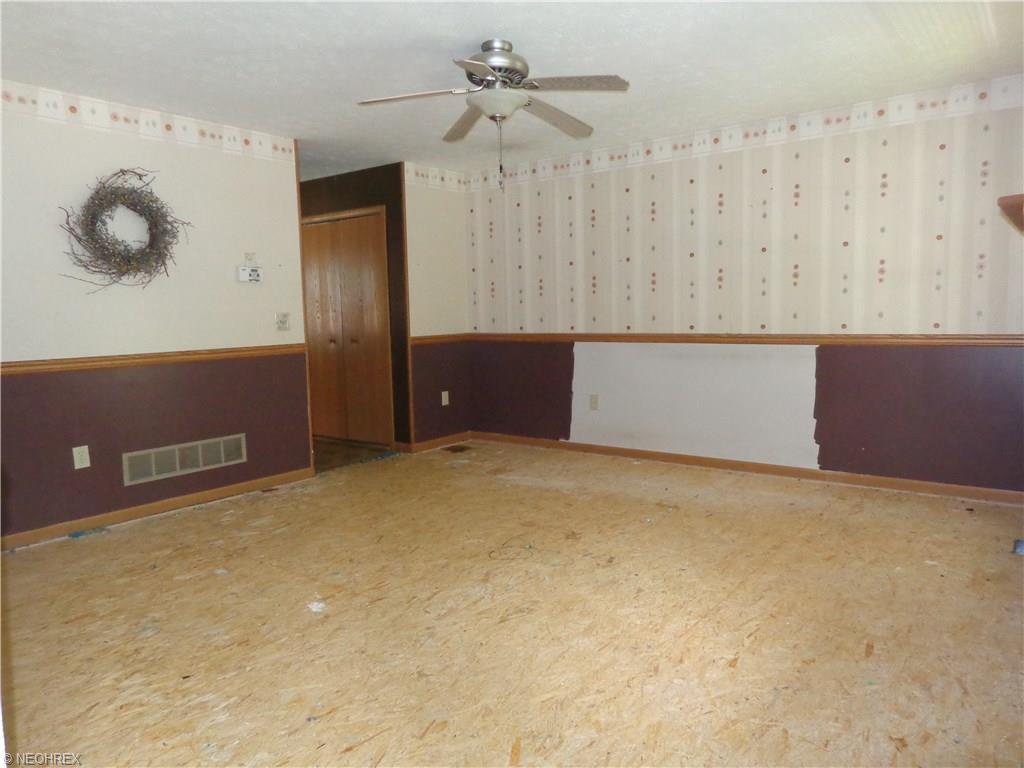 For Sale: 1314 Tonawanda Ave Akron, OH 44305