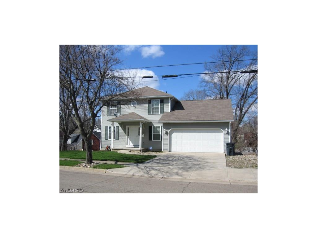 583 Villa Ave, Akron OH 44310