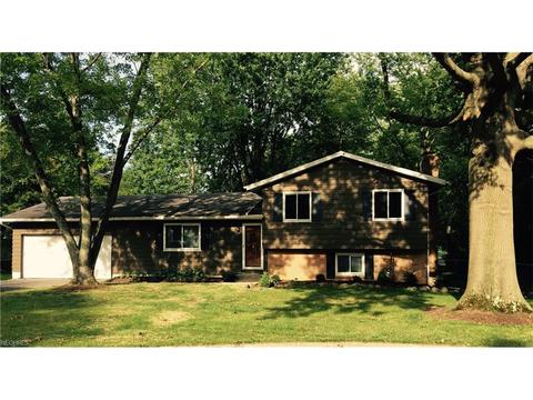 1505 Tiffany Cir