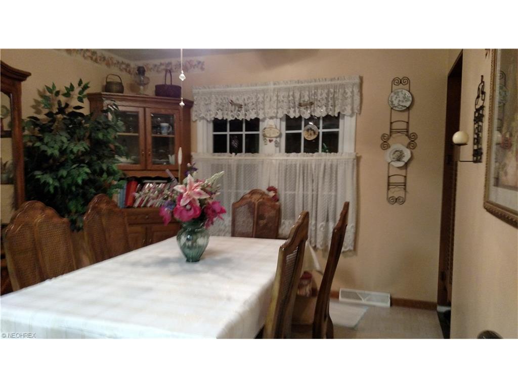 806 Hancock Ave, Akron OH 44314