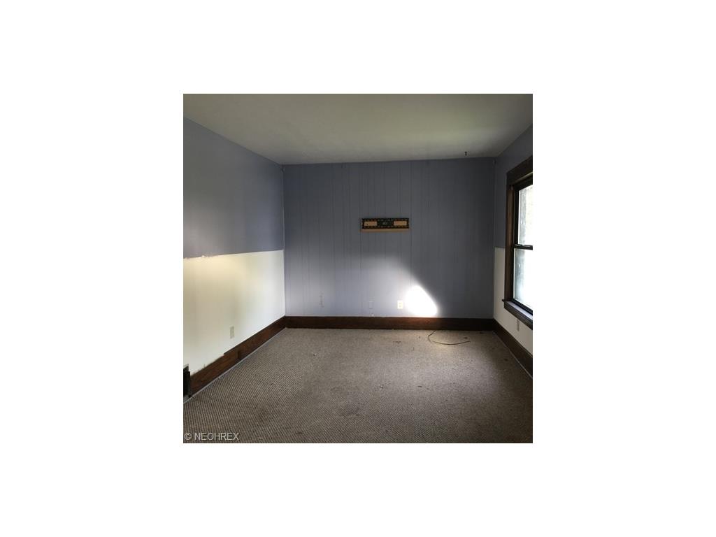 For Sale: 1237 Mcintosh Ave Akron, OH 44314