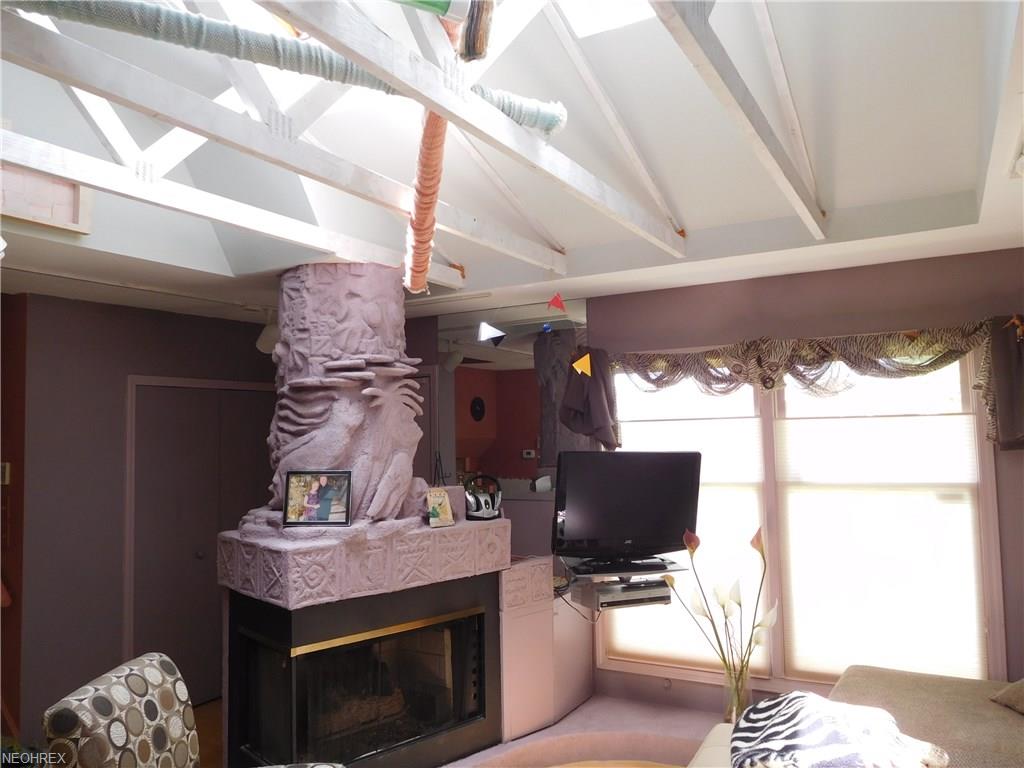4709 Venus Rd