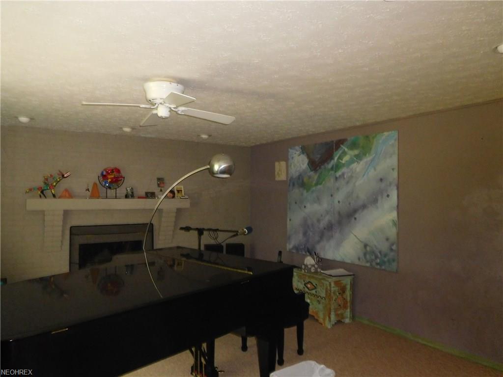 4709 Venus Rd