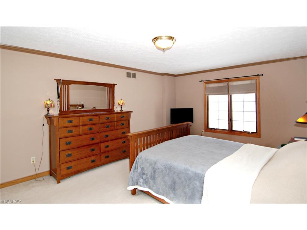 758 Brentwood Blvd, Akron OH 44321
