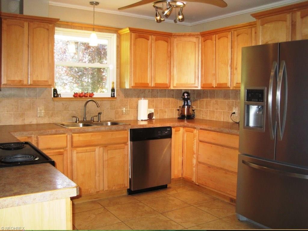 For Sale: 1174 N Medina Line Rd Akron, OH 44333