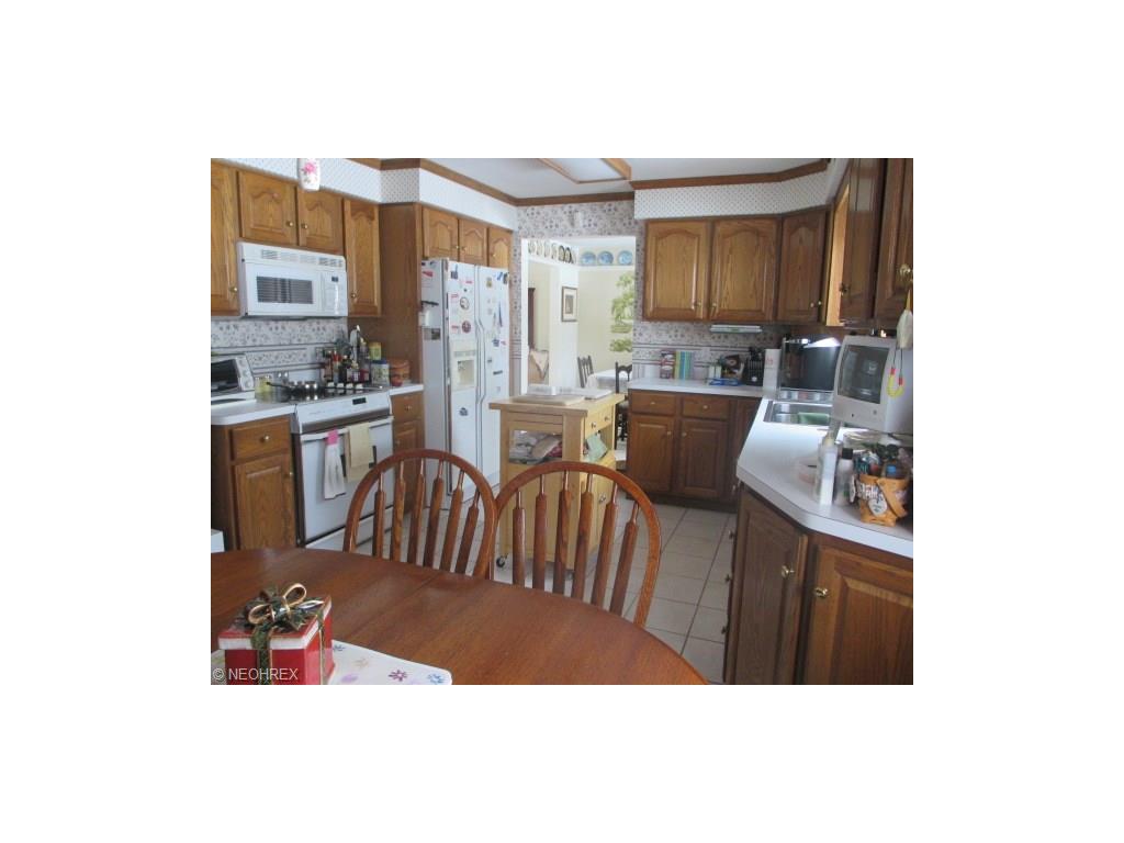 2792 S Canfield Niles Rd
