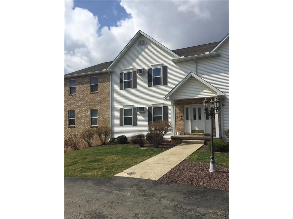 3649 Indian Run Dr #APT 5, Canfield OH 44406