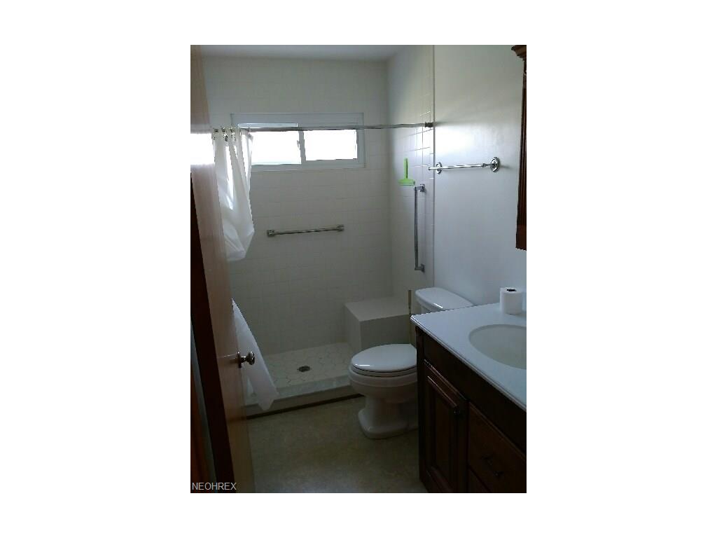 354 N Mecca St