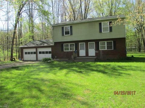 445 Greenbriar Dr