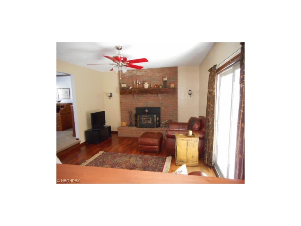 113 Southdale Blvd, Cortland OH 44410