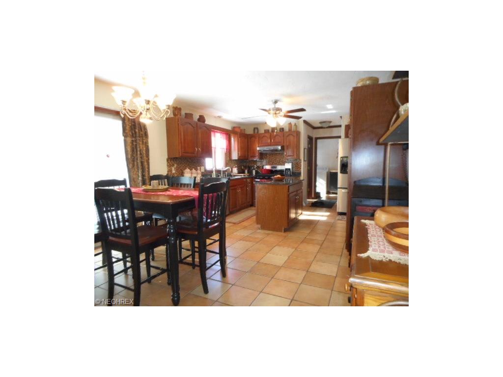 113 Southdale Blvd, Cortland OH 44410