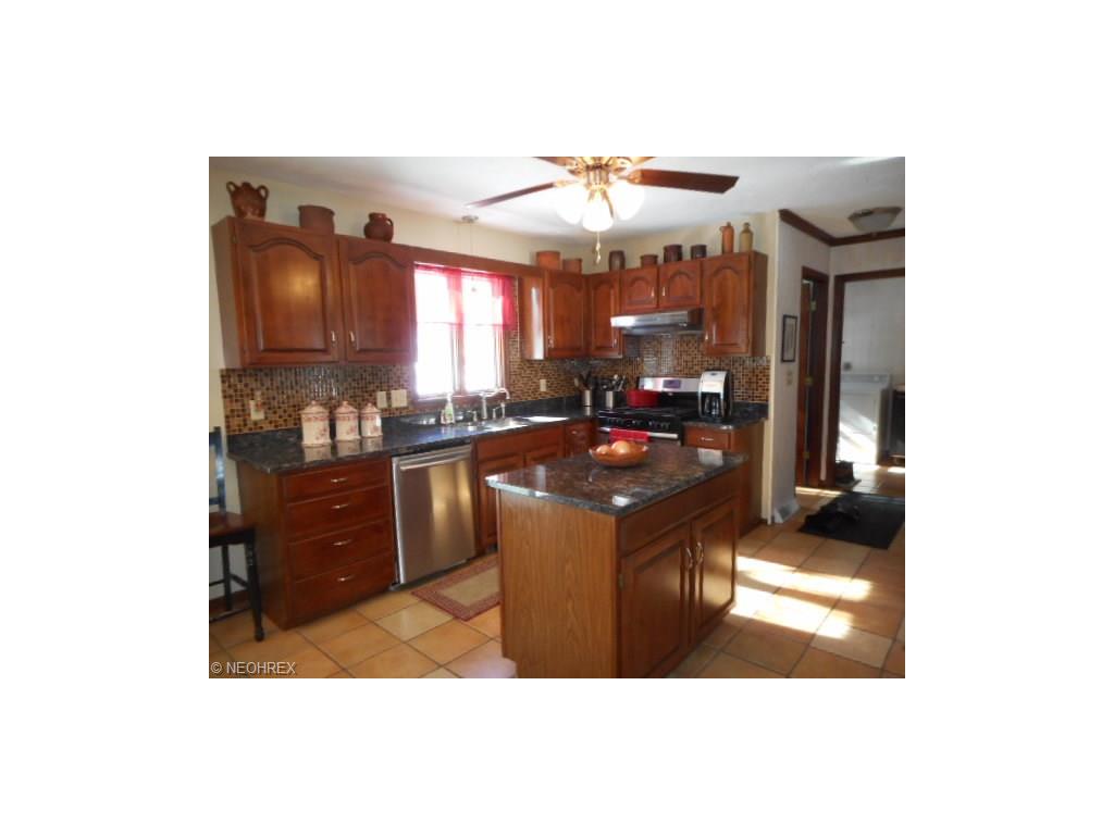 113 Southdale Blvd, Cortland OH 44410