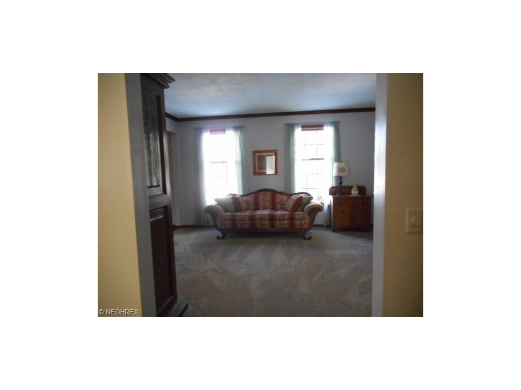113 Southdale Blvd, Cortland OH 44410