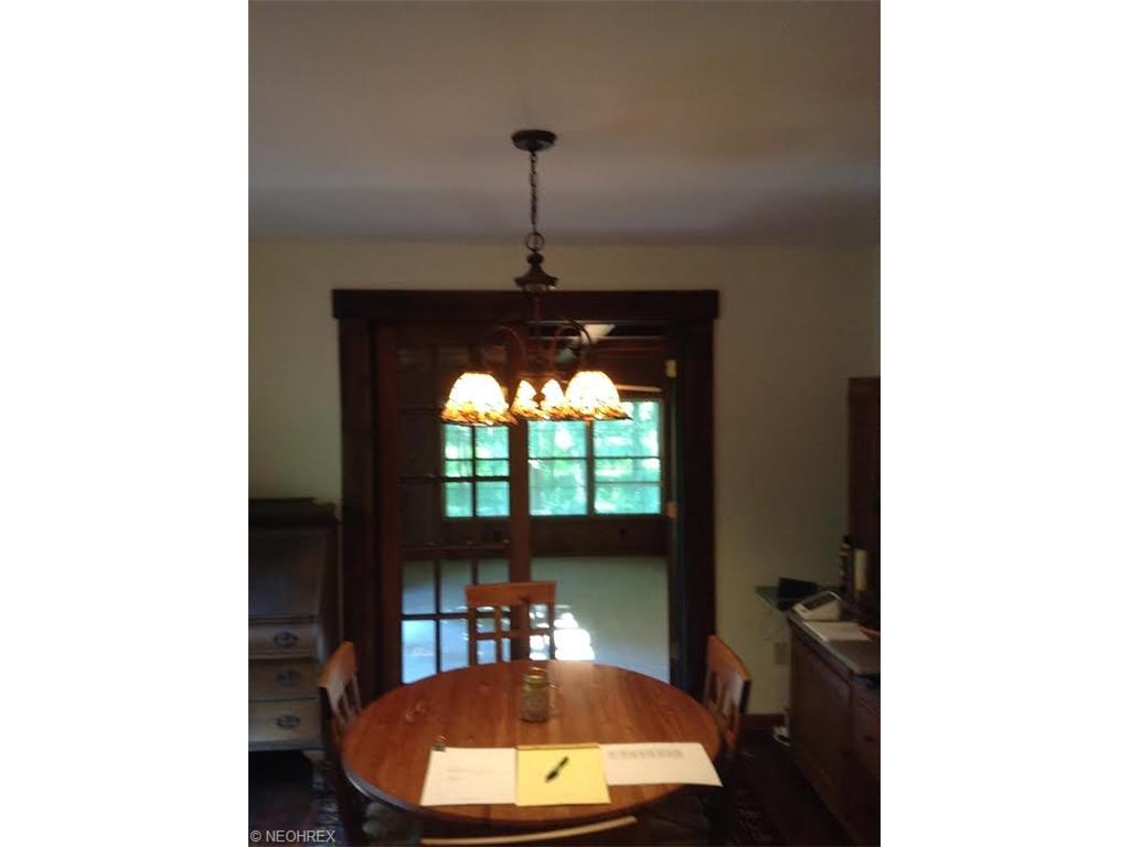 For Sale: 1595 Lake Dr Hubbard, OH 44425