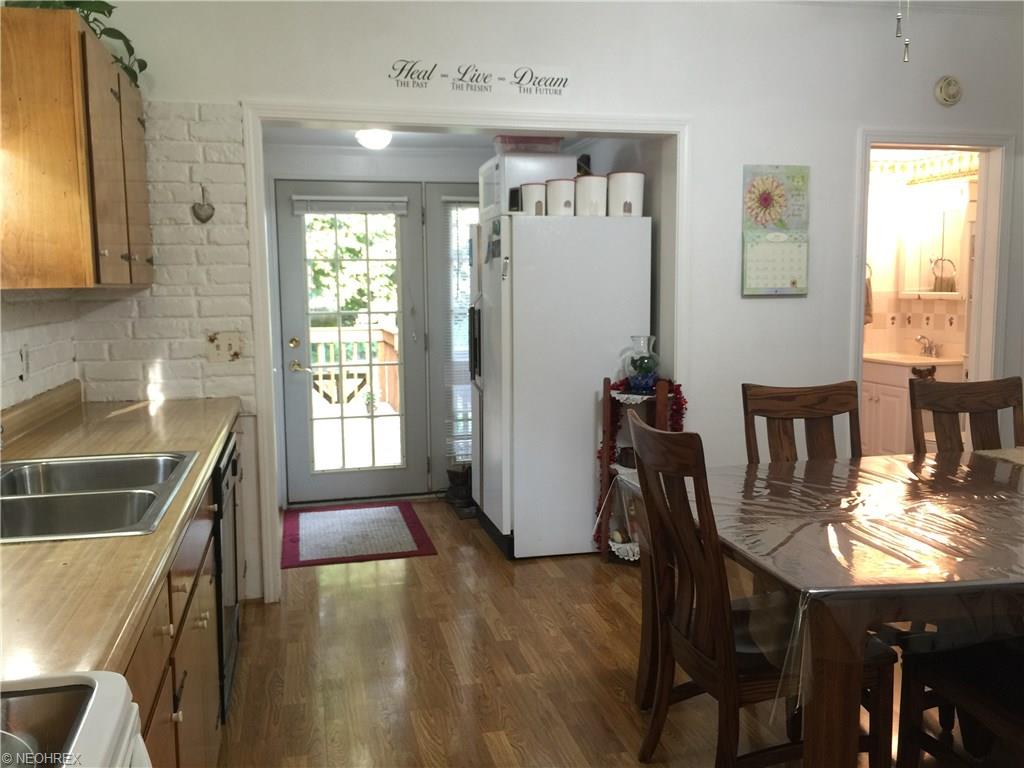 For Sale: 647 Chestnut St Leetonia, OH 44431