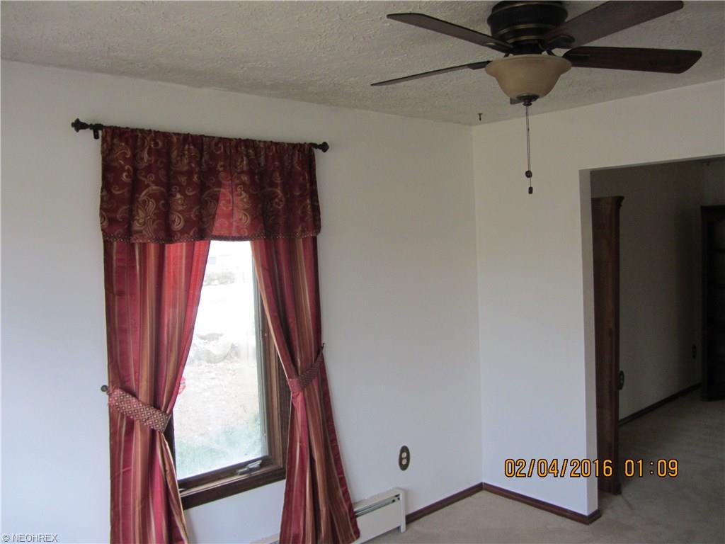 2650 Pritchard Ohltown, Warren OH 44481