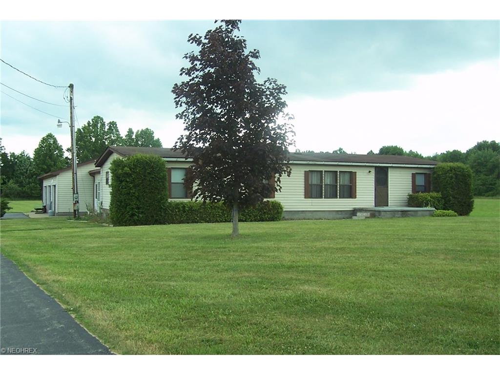 1237 Hallock Young Rd SW