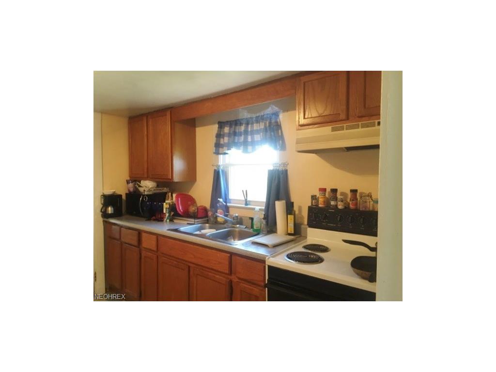 1539 Elm Rd NE