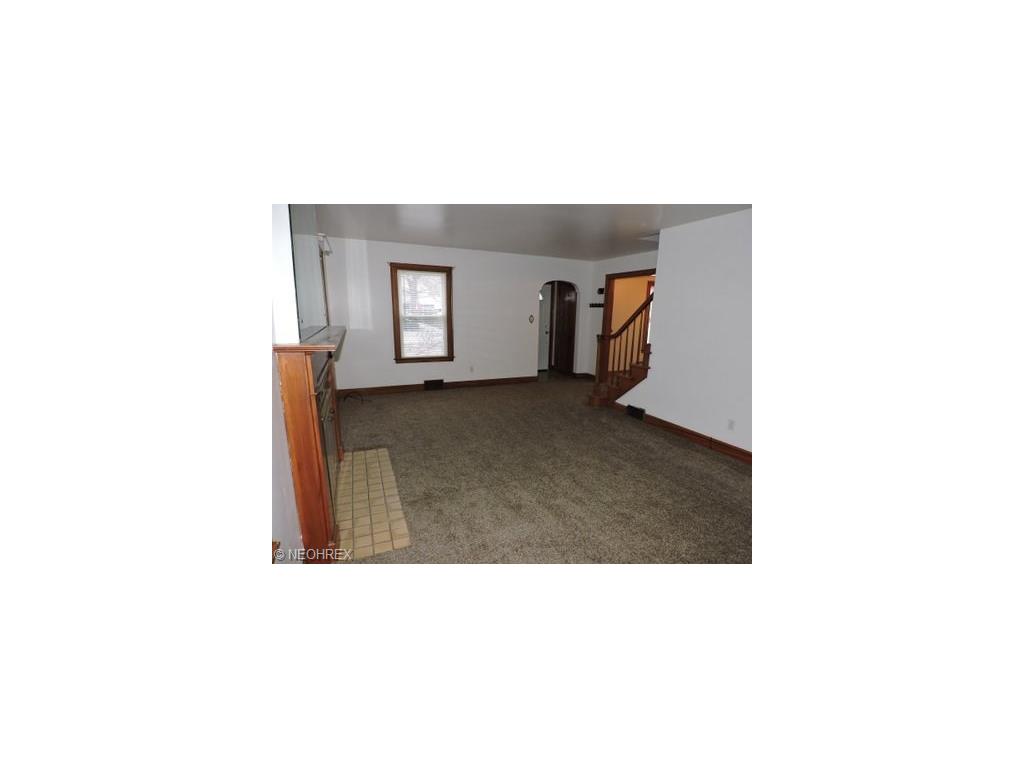 233 Lowell Ave NE, Warren OH 44483