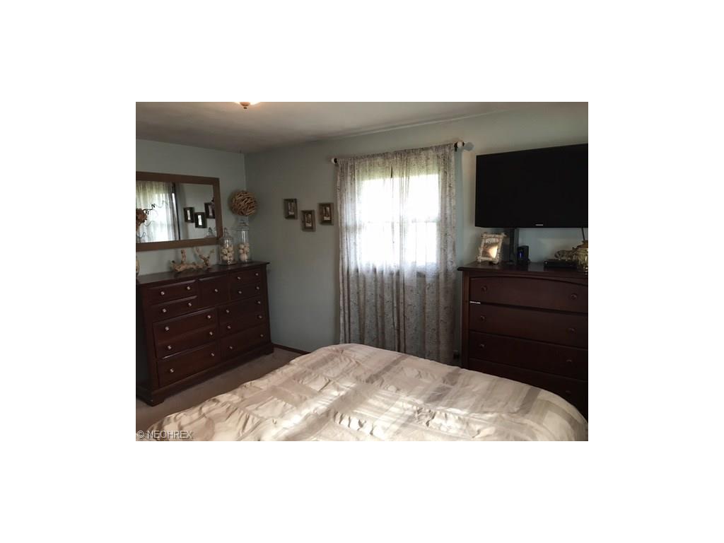 746 Ewing Rd