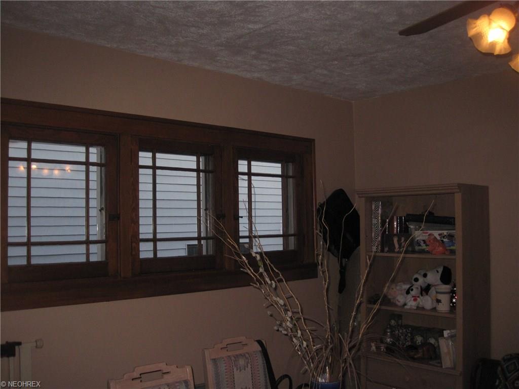 For Sale: 58 Terrace Dr Youngstown, OH 44512