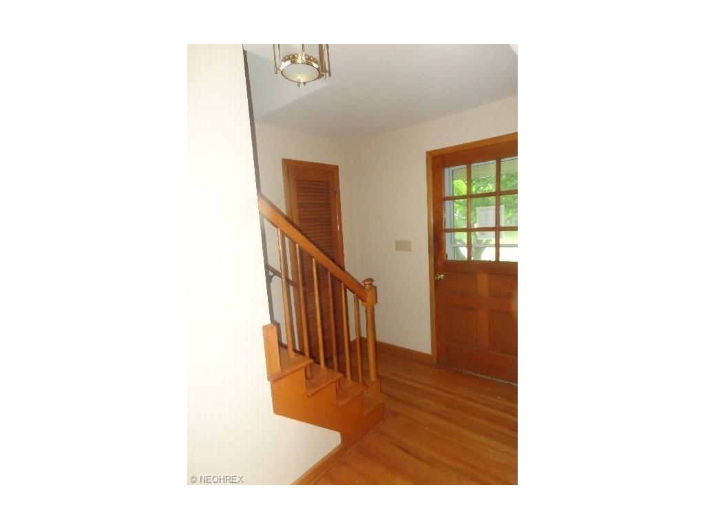 For Sale: 681 Forest Ridge Dr Youngstown, OH 44512
