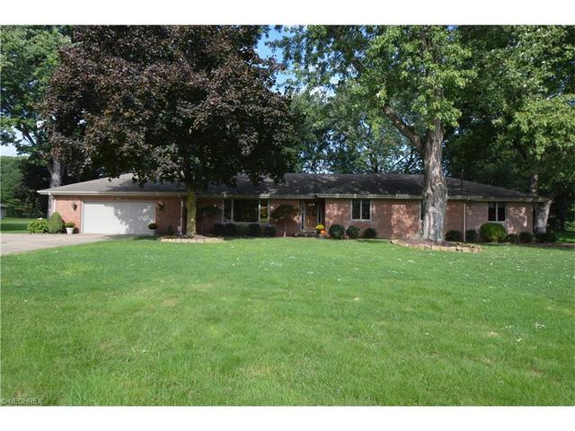 31 Shores Dr