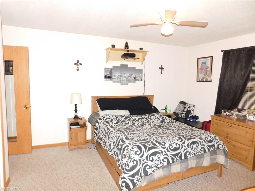 5910 Callaway Cir, Youngstown OH 44515