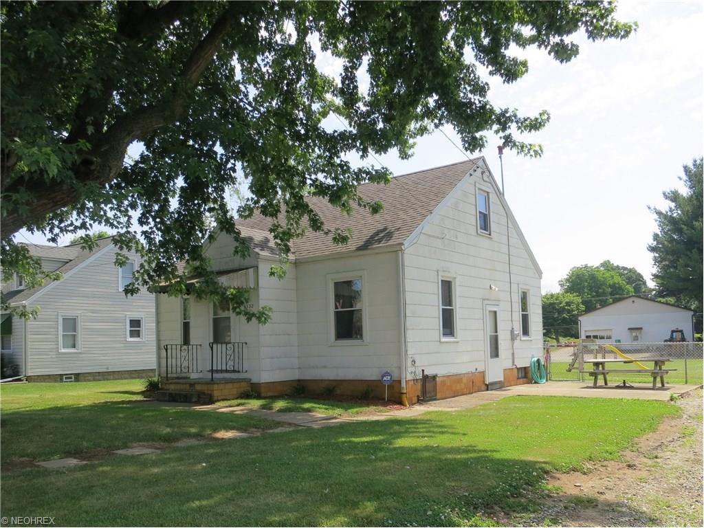 For Sale: 9332 Chestnut Ave SE East Sparta, OH 44626