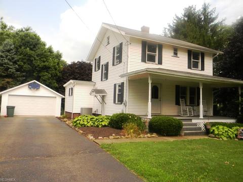 5087 Glenoak Dr NE