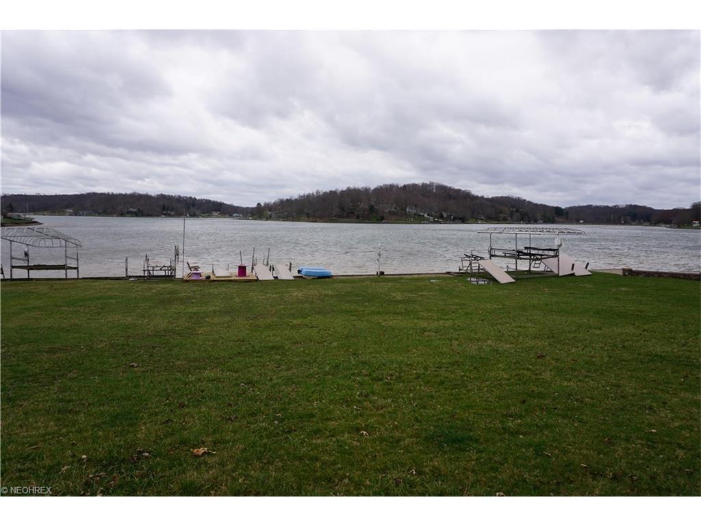 132 W Mohawk Dr