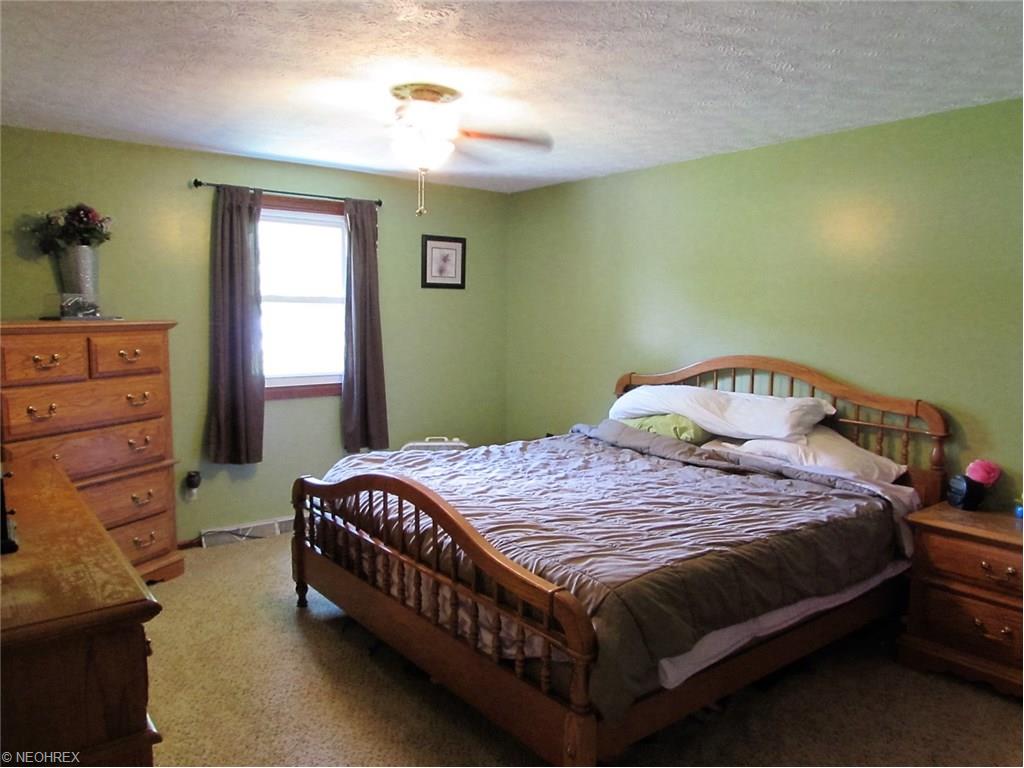 For Sale: 13 Seneca Trl Malvern, OH 44644