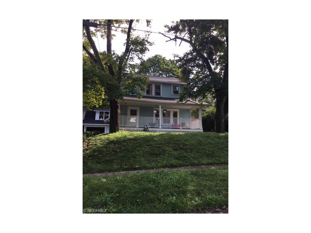 109 Fairview Ave