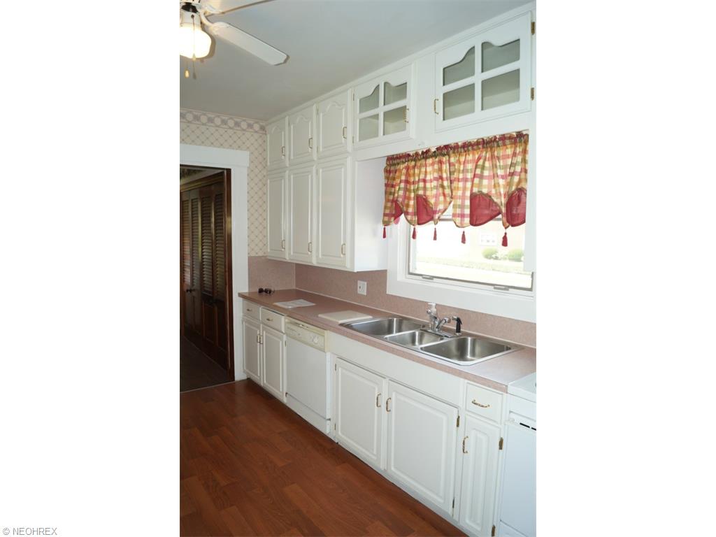 345 N Elm St, Orrville OH 44667