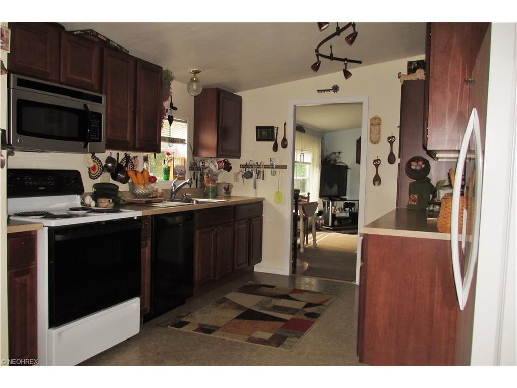 For Sale: 7726 Columbus Rd Shreve, OH 44676