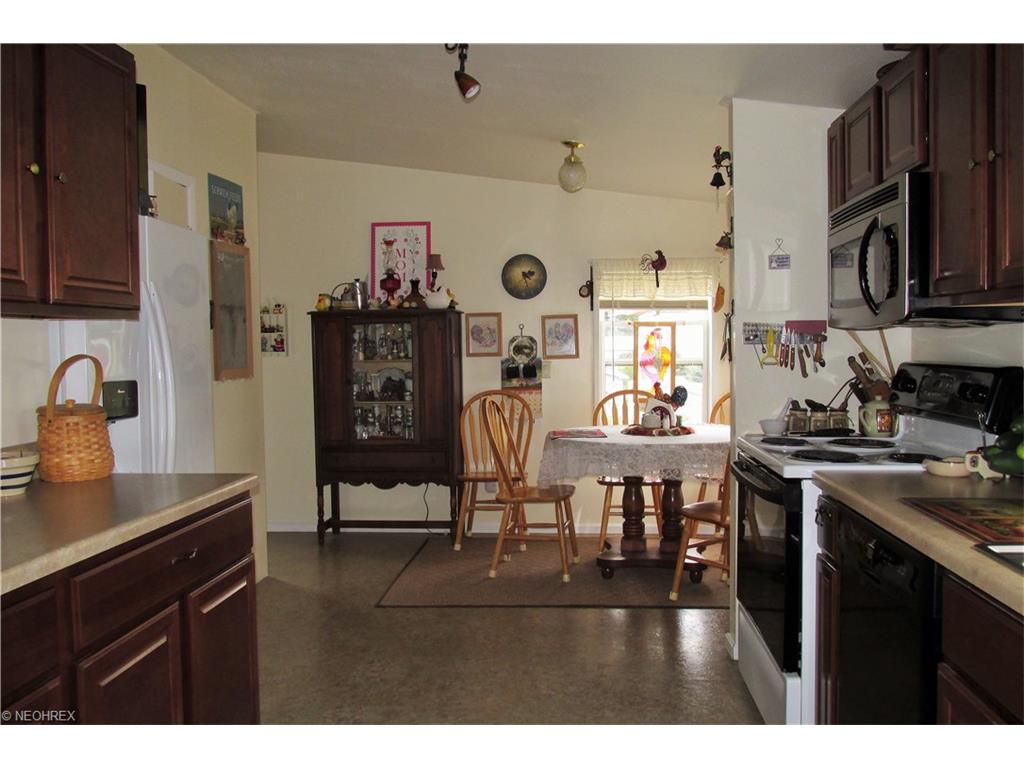 For Sale: 7726 Columbus Rd Shreve, OH 44676